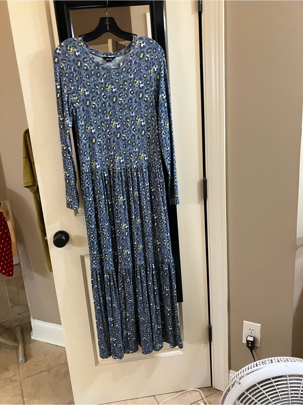 Maxi blue floral dress